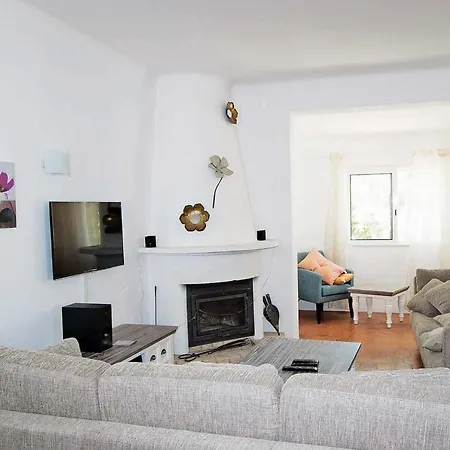 Casa Luessa Villa *